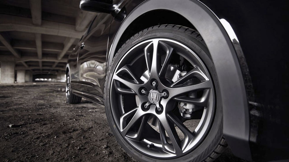 Honda trình làng Civic phiên bản đặc biệt honda-civic-black-edition (4).jpg