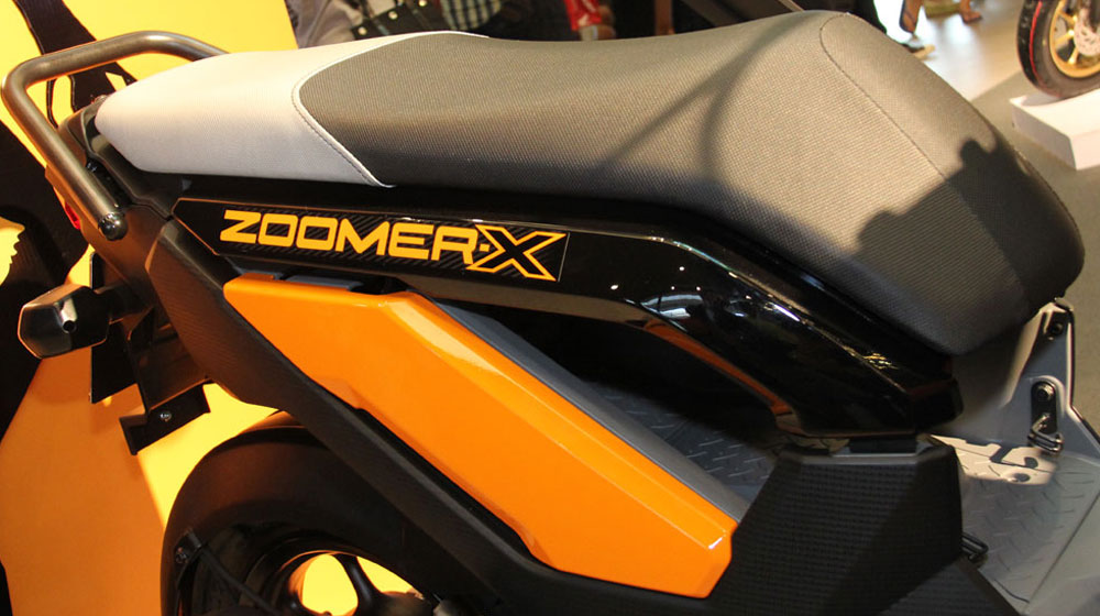 Honda Zoomer-X  2014 ra mắt, giá từ 1.600 USD honda-zoomer-x-2015-1.jpg