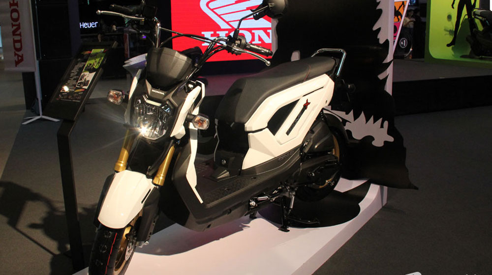 Honda Zoomer-X  2014 ra mắt, giá từ 1.600 USD honda-zoomer-x-2015.jpg
