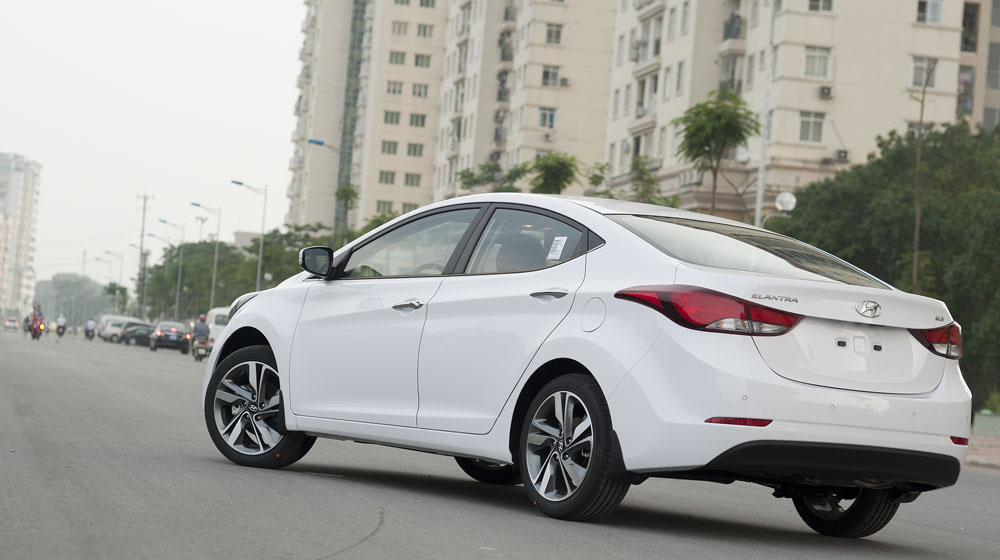 Hyundai Elantra 2014 chính thức ra mắt, giá từ 649 triệu đồng hyundai-elantra-2014 (2).jpg