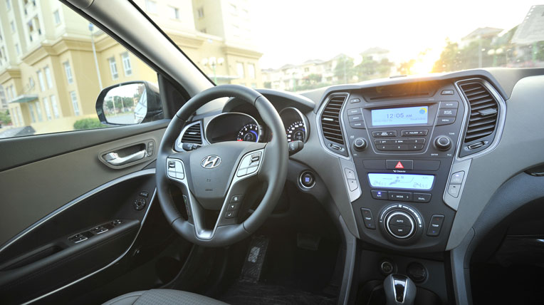 Hyundai Santa Fe bản đặc biệt 2014 giá hơn 1,4 tỷ đồng hyundai-santa-fe-2014 (7).jpg