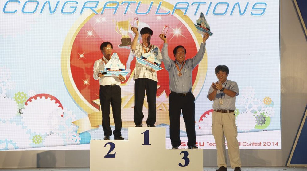 Isuzu Việt Nam tổ chức Hội thi tay nghề kỹ thuật viên lần thứ 11 isuzu-vietnam (5).jpg