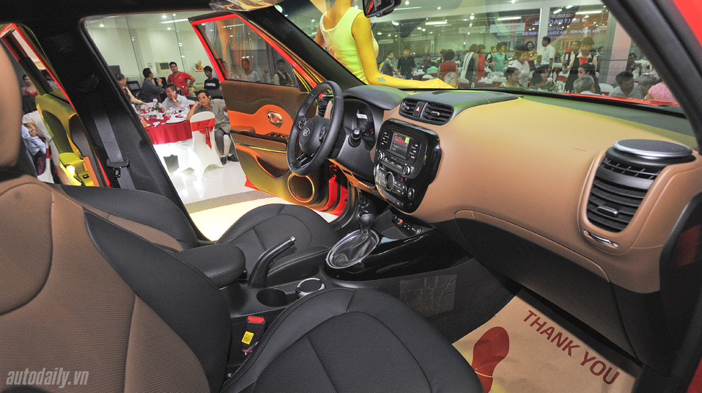 Ngắm chi tiết “của lạ” KIA SOUL tại Việt Nam kia soul (2).jpg