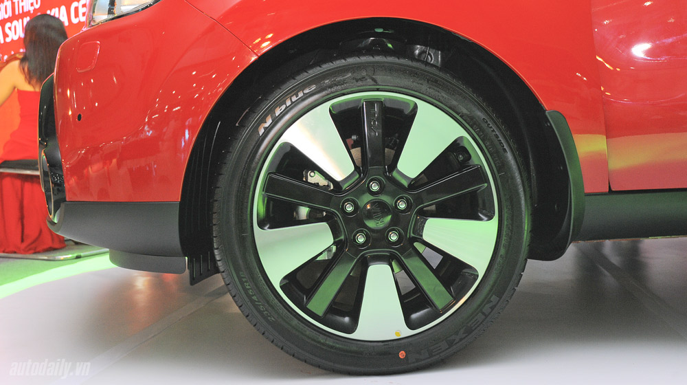 Ngắm chi tiết “của lạ” KIA SOUL tại Việt Nam kia soul (9).jpg