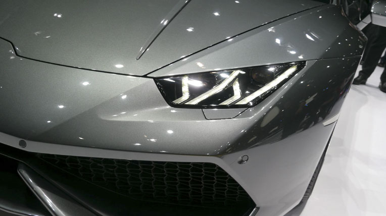 Tìm hiểu thiết kế Lamborghini Huracan lamborghini-huracan-1 (6).jpg