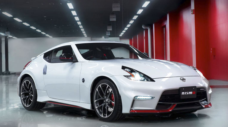 Diện kiến Nissan 370Z NISMO 2015 nissan-370z-nismo (1).jpg