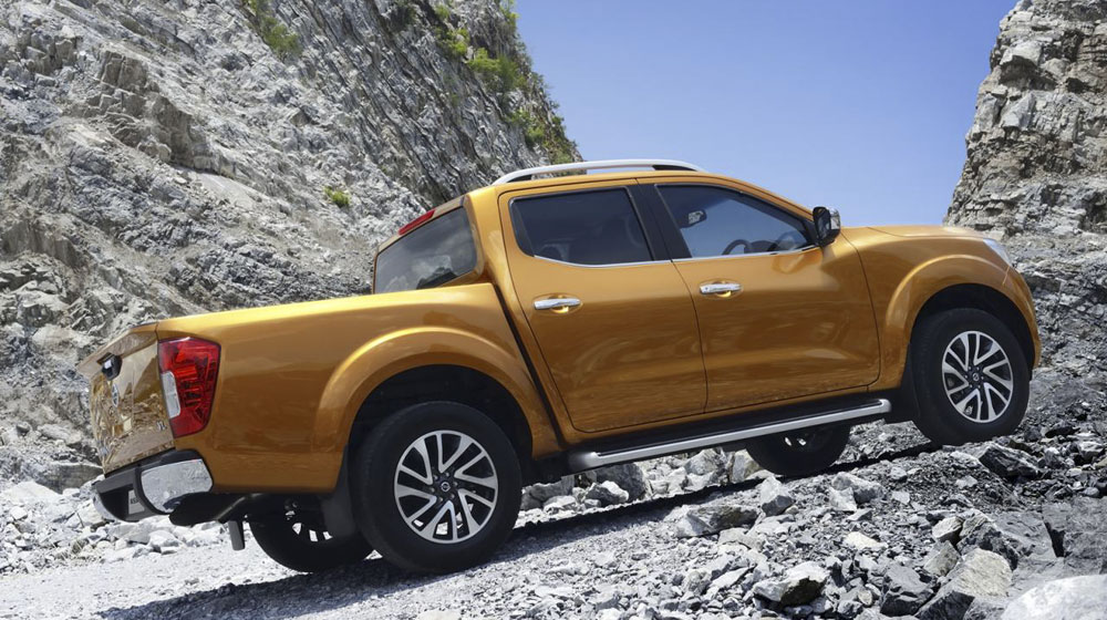 Nissan Navara 2015 chính thức lộ diện nissan-navara-2015 (2).jpg