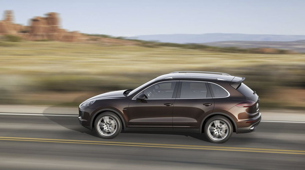 Porsche Cayenne 2015 chính thức lộ diện porsche-cayenne-2015 (3).jpg