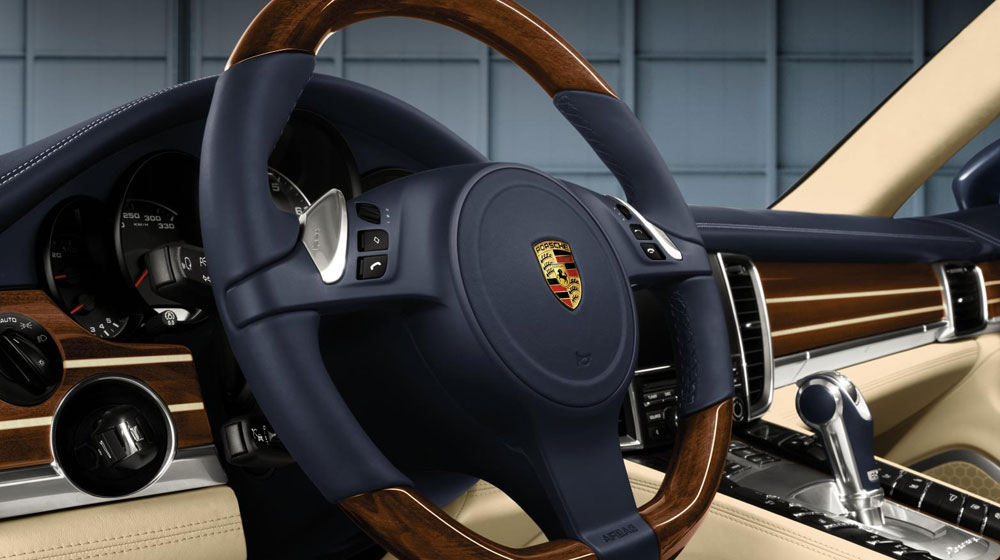 Ưu đãi đến 30% khi mua phụ kiện Porsche chính hãng porsche-equipment (5).jpg