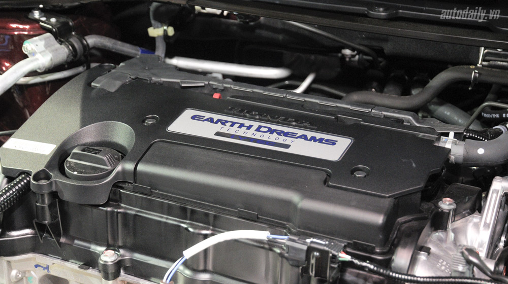 Cận cảnh Honda Accord thế hệ mới vừa ra mắt ra-mat-accord (21).jpg