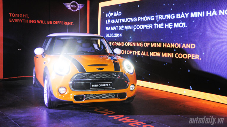 MINI Cooper mới chính thức ra mắt tại Việt Nam showroom-mini-kt (7).jpg