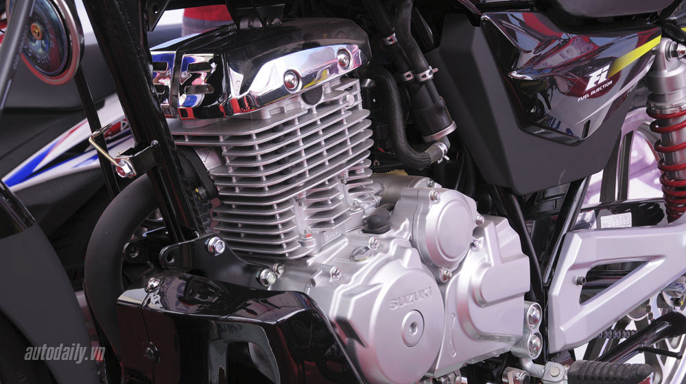 “Điểm mặt” 5 mẫu xe côn tay giá rẻ của Suzuki suzuki-thunder-150 (10)-1.jpg