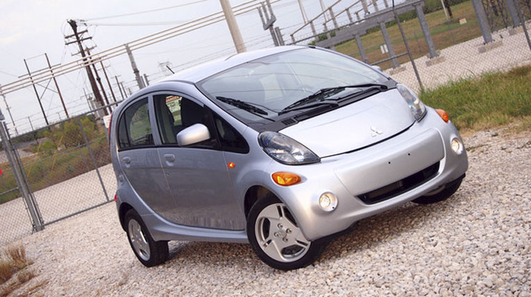 Chân dung 10 mẫu xe xấu nhất thị trường ugliest-new-cars (3).jpg