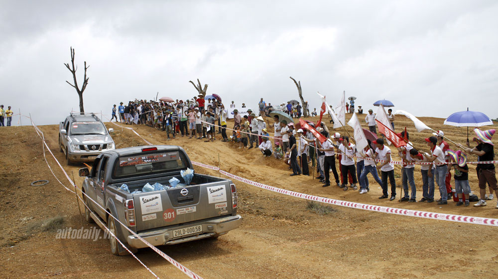 Ngày 2 VOC 2014: Cuộc đua của những chiếc xe bán tải vietnam-offroad-cup-2014-day-2 (14).jpg