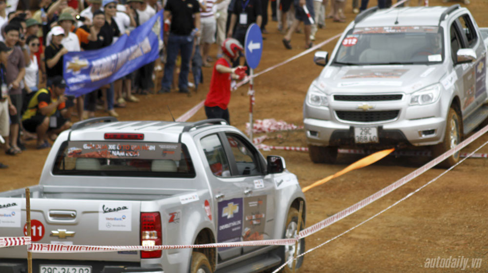 Ngày 2 VOC 2014: Cuộc đua của những chiếc xe bán tải vietnam-offroad-cup-2014-day-2 (5).jpg