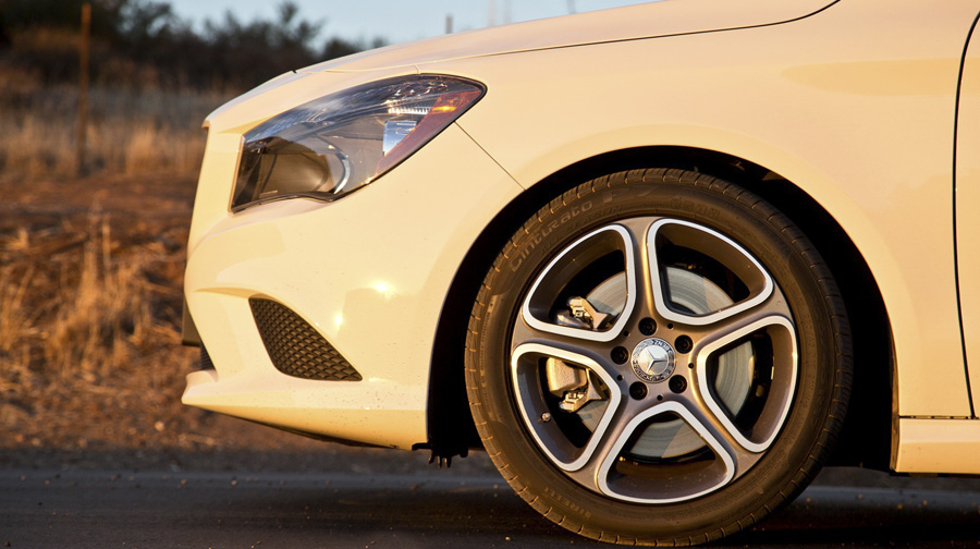 Chọn xe sang Audi A3 2015 hay Mercedes-Benz CLA250 2014_mercedes-benz_cla-class_whl_ct_1113131_1600.jpg