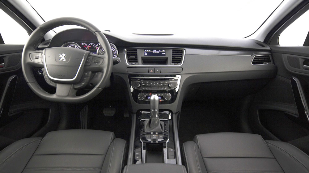 Trường Hải công bố giá Peugeot 208 và 508 508-noi-that-AT.jpg