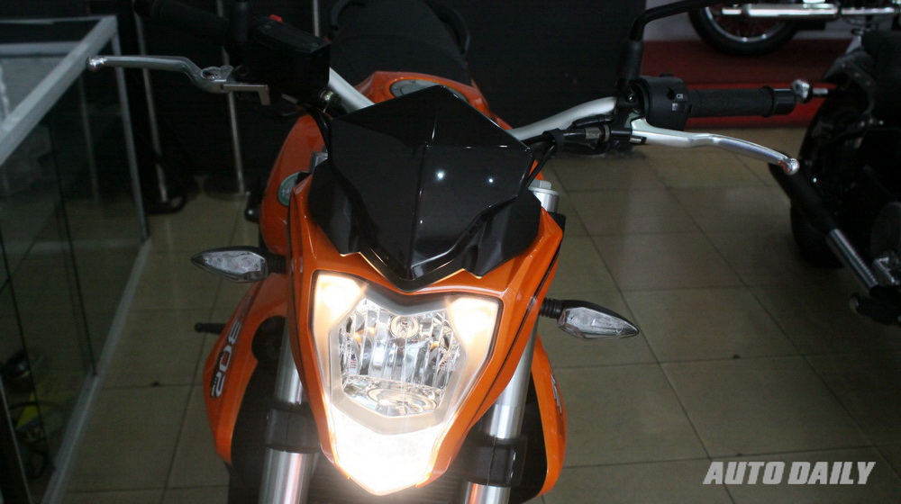 Sờ tận tay Benelli BN302 tại Sài Gòn Benelli BN302 (2).jpg