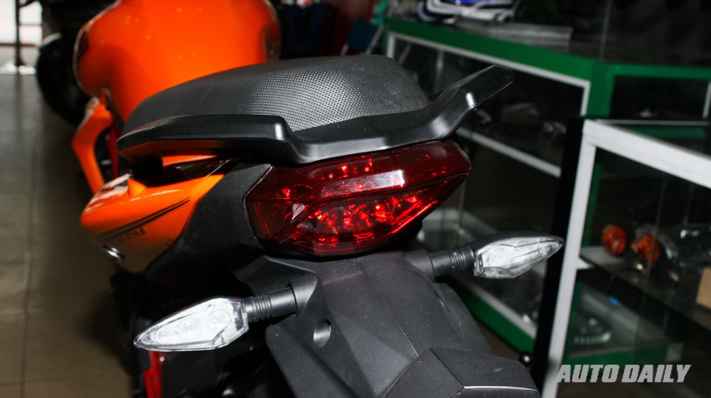 Sờ tận tay Benelli BN302 tại Sài Gòn Benelli BN302-1.jpg