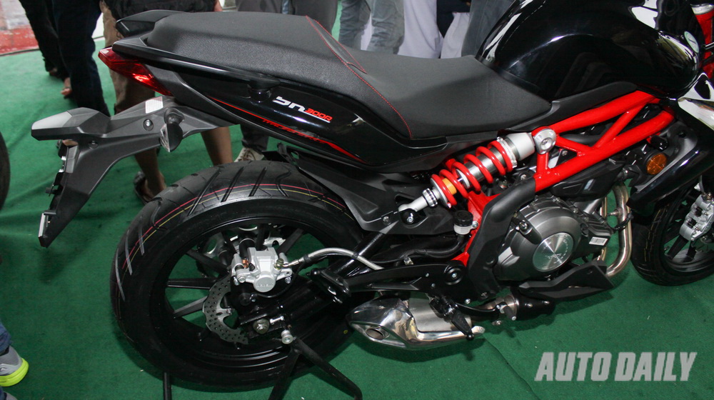 Benelli BN 302 giá 108 triệu đồng ra mắt thị trường Việt Benelli-BN302 (10).jpg
