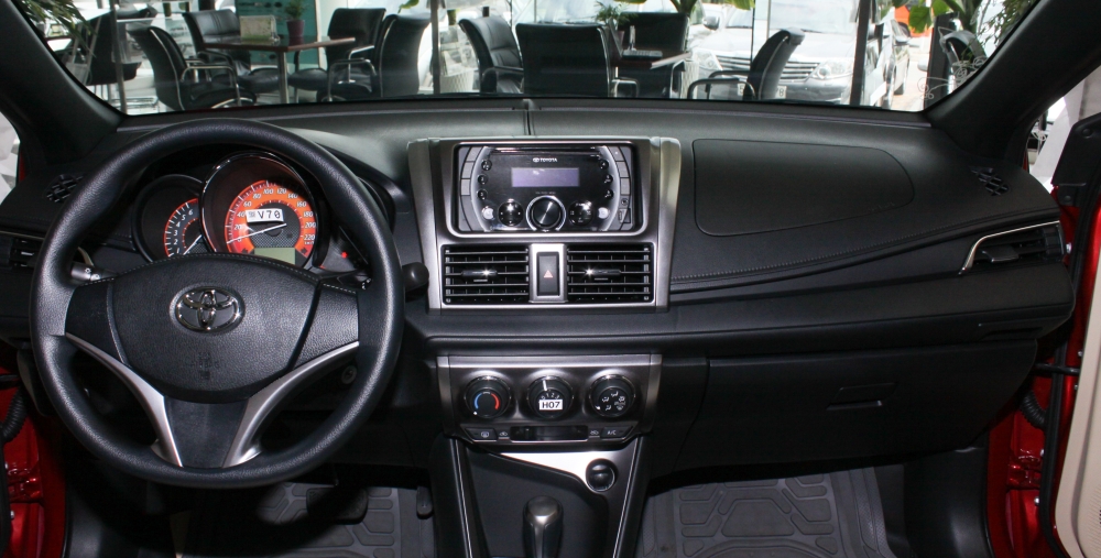 Ảnh chi tiết Toyota Yaris 2014 chính hãng tại Việt Nam Can can-Yaris 2014 (2).jpg