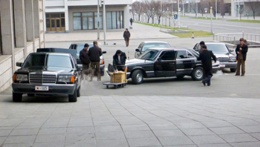 Lái xe – Nghề “hot” ở Triều Tiên Car-DPRK-14.jpg