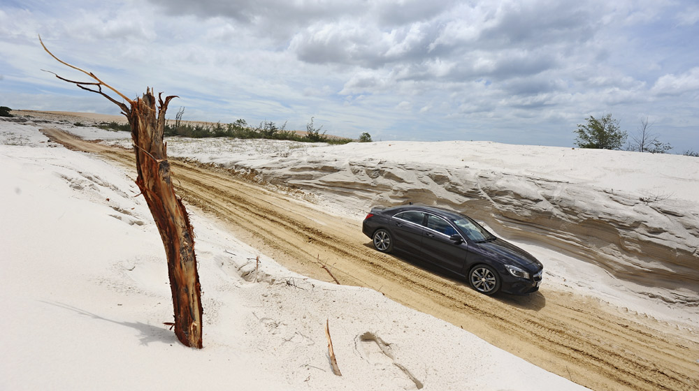 Mercedes-Benz CLA200: Xe coupe 4 cửa hoàn hảo cho giới trẻ DSC_4881-1.jpg