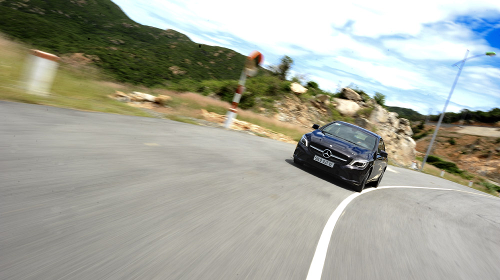 Mercedes-Benz CLA200: Xe coupe 4 cửa hoàn hảo cho giới trẻ DSC_5236-1.jpg