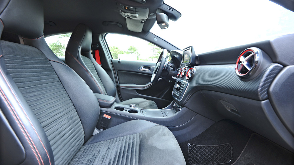 Mercedes-Benz A250 AMG: Xe hatchback “siêu tốc” DSC_6044.jpg