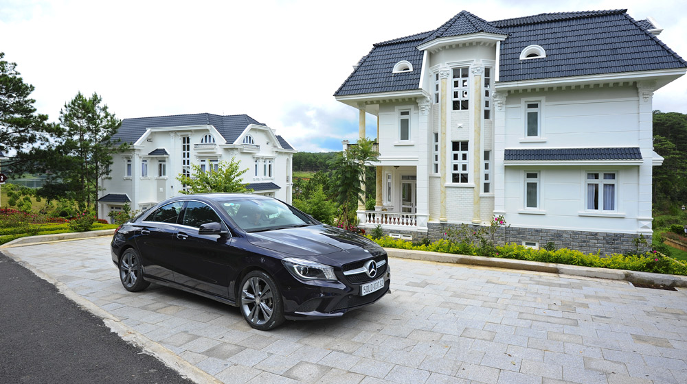 Mercedes-Benz CLA200: Xe coupe 4 cửa hoàn hảo cho giới trẻ DSC_6091-1.jpg
