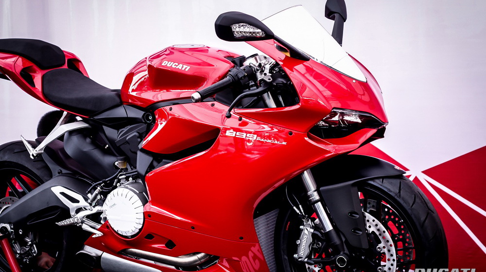 Ngắm chi tiết Ducati 899 Panigale vừa ra mắt tại Việt Nam Ducati 899 Panigale (4).jpg
