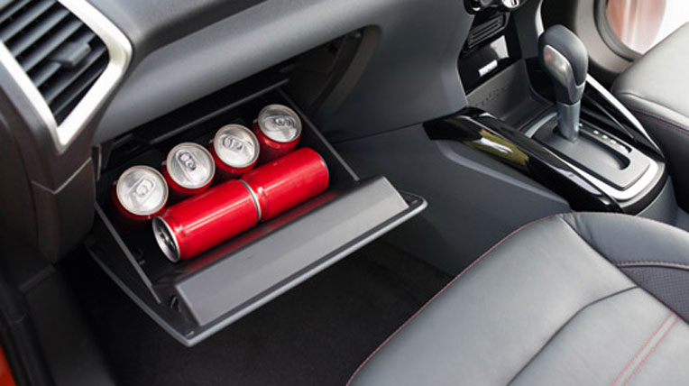 Ford EcoSport 2014 - Xe nhỏ thông minh dành cho đô thị EcoSport_ASEAN_interior_002.jpg