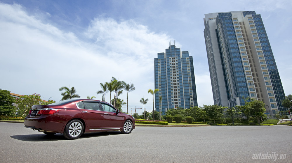 Sức hấp dẫn từ Honda Accord 2014, giá 1,47 tỷ đồng HodaAccord (20).jpg