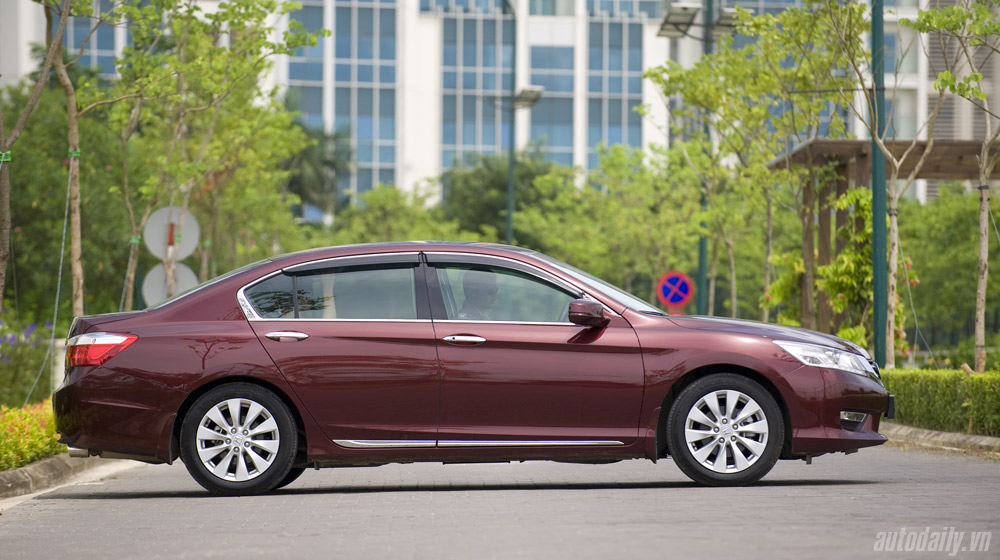 Sức hấp dẫn từ Honda Accord 2014, giá 1,47 tỷ đồng HodaAccord (12).jpg