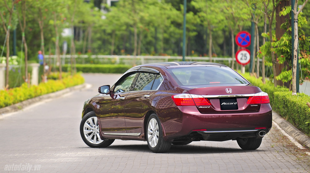 Sức hấp dẫn từ Honda Accord 2014, giá 1,47 tỷ đồng HodaAccord (13)-1.jpg