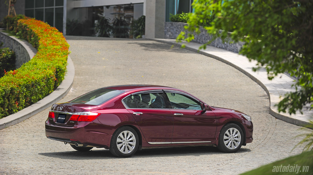 Sức hấp dẫn từ Honda Accord 2014, giá 1,47 tỷ đồng HodaAccord (19).jpg