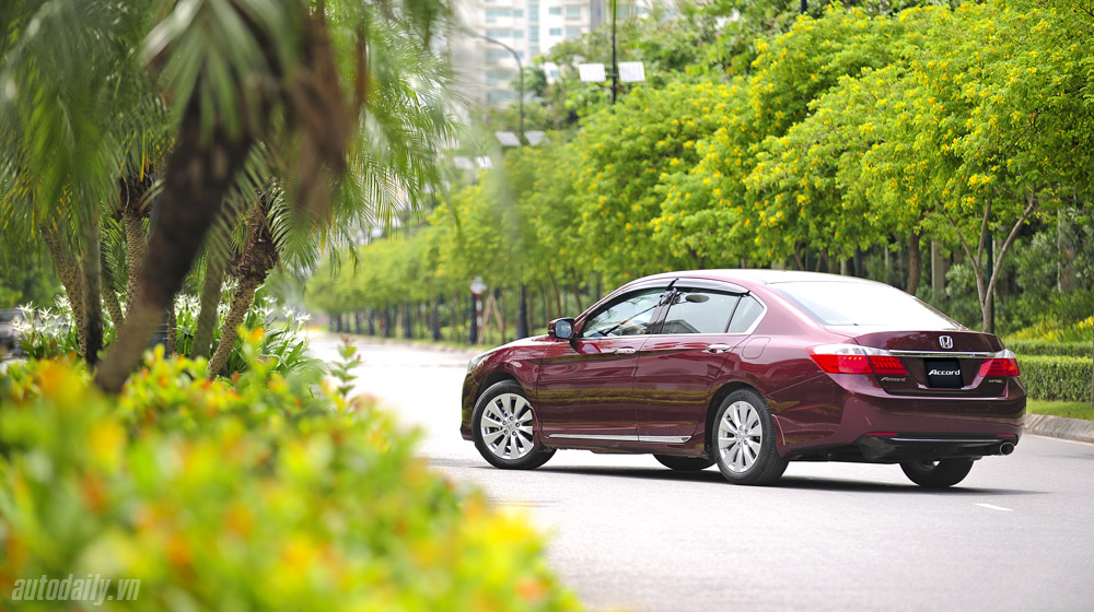 Sức hấp dẫn từ Honda Accord 2014, giá 1,47 tỷ đồng HodaAccord (3).jpg