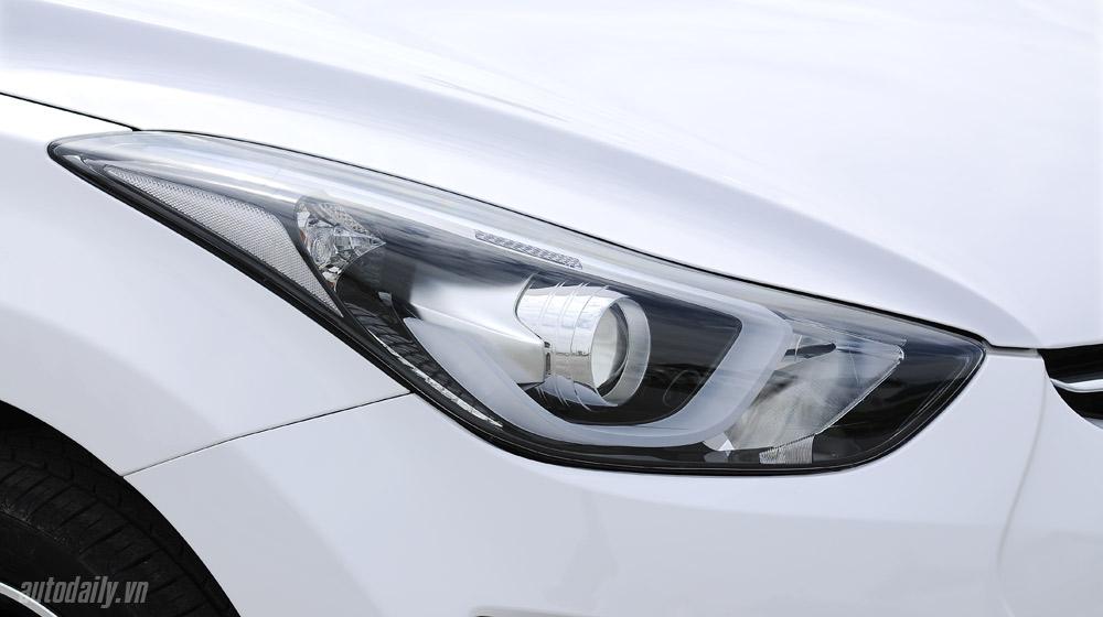 Cảm nhận Hyundai Elantra 2014 Hyundai-Elantra (28).jpg