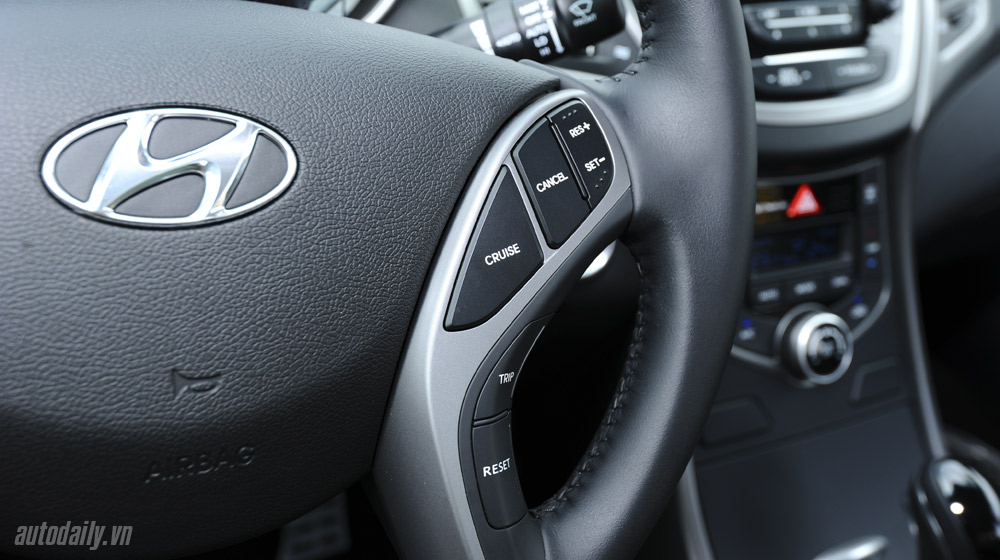 Cảm nhận Hyundai Elantra 2014 Hyundai-Elantra (41).jpg