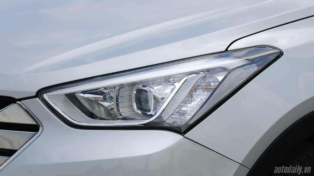 Những tiện nghi trên Hyundai Santa Fe 2014, giá bán 1,431 tỷ đồng Hyundai-Santafe-2014 (22).jpg