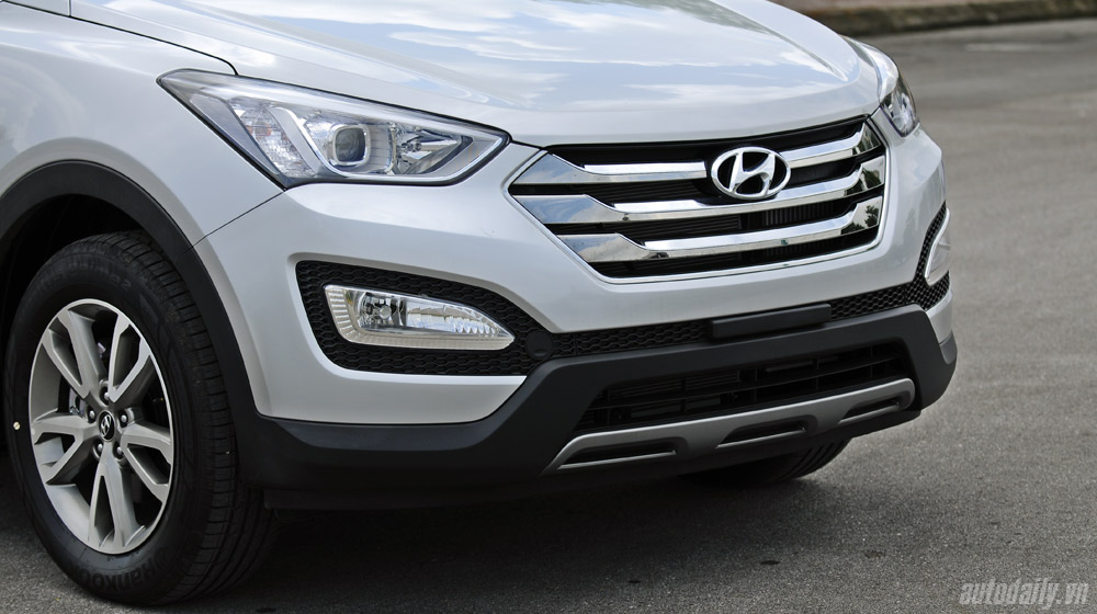Những tiện nghi trên Hyundai Santa Fe 2014, giá bán 1,431 tỷ đồng Hyundai-Santafe-2014 (24).jpg