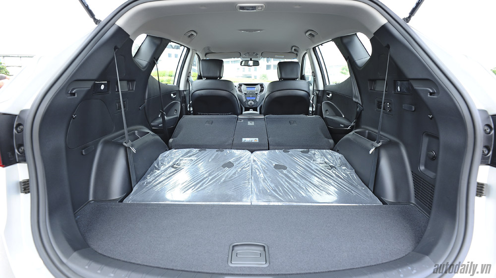 Những tiện nghi trên Hyundai Santa Fe 2014, giá bán 1,431 tỷ đồng Hyundai-Santafe-2014 (50).jpg