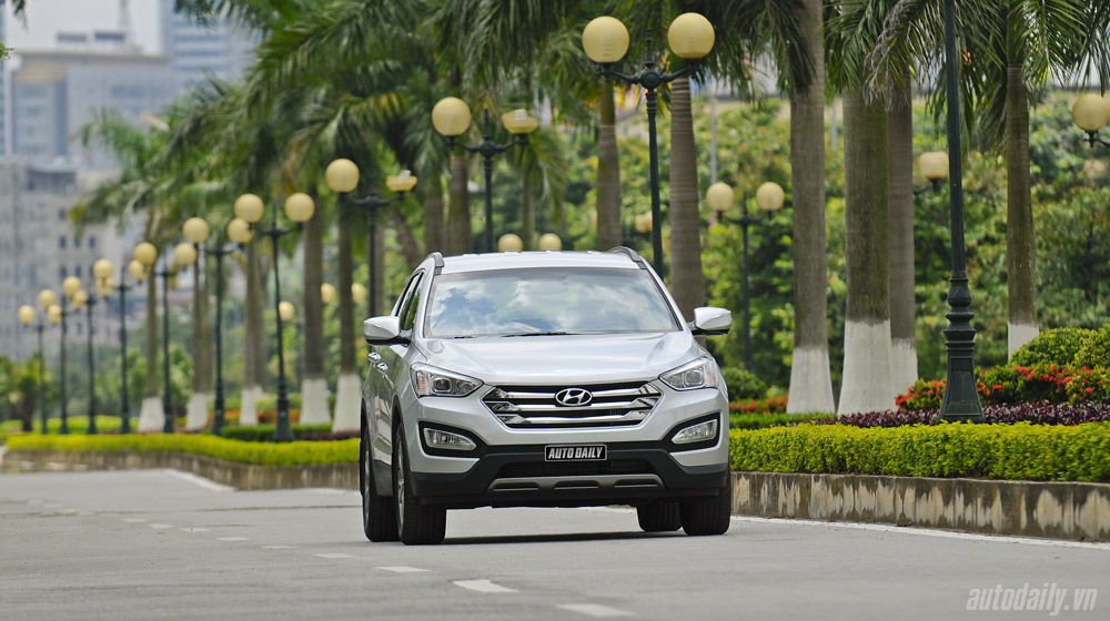 Những tiện nghi trên Hyundai Santa Fe 2014, giá bán 1,431 tỷ đồng Hyundai-Santafe-2014 (6).jpg