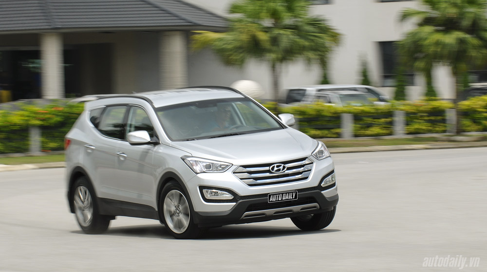 Những tiện nghi trên Hyundai Santa Fe 2014, giá bán 1,431 tỷ đồng Hyundai-Santafe-2014 (8)-1.jpg