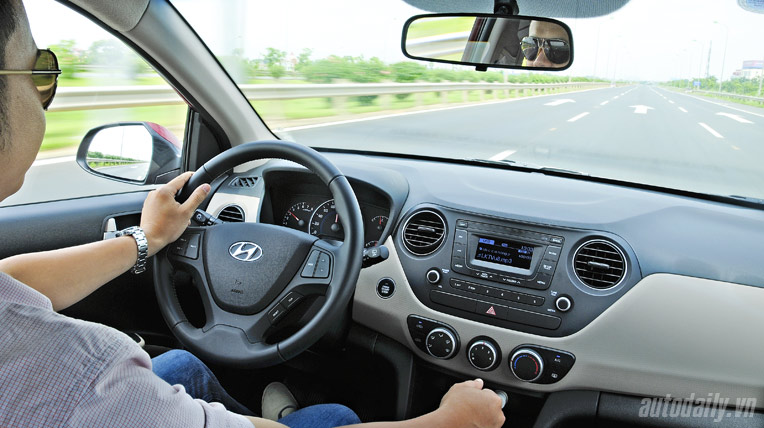 Hyundai Grand i10 – Xe nhỏ, thành công lớn Hyundai-grand-i10 (35).jpg