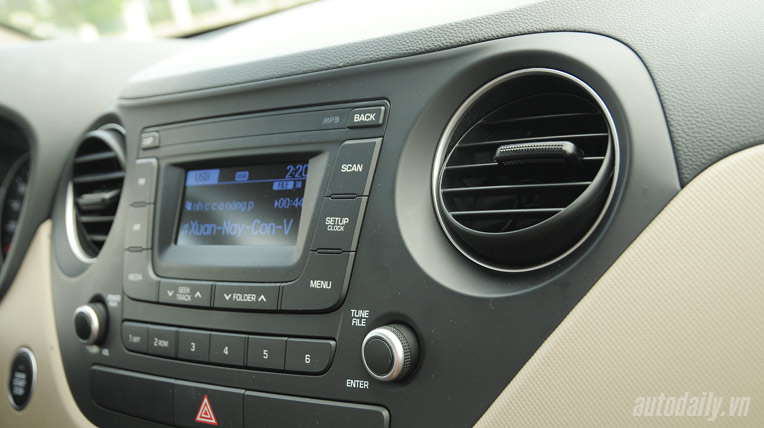 Hyundai Grand i10 – Xe nhỏ, thành công lớn Hyundai-grand-i10 (40).jpg