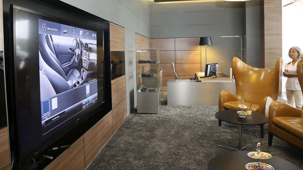 MBFC Caravan, ngày 7: Đến thăm Đại lý Mercedes-Benz Star Flag tại Bangkok IMG_0802.jpg