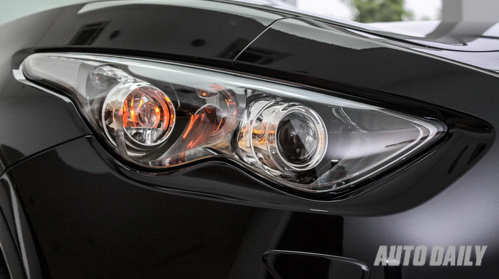 Cận cảnh Infiniti QX70 giá 3,1 tỷ đồng tại Việt Nam Infiniti QX70 (22).jpg