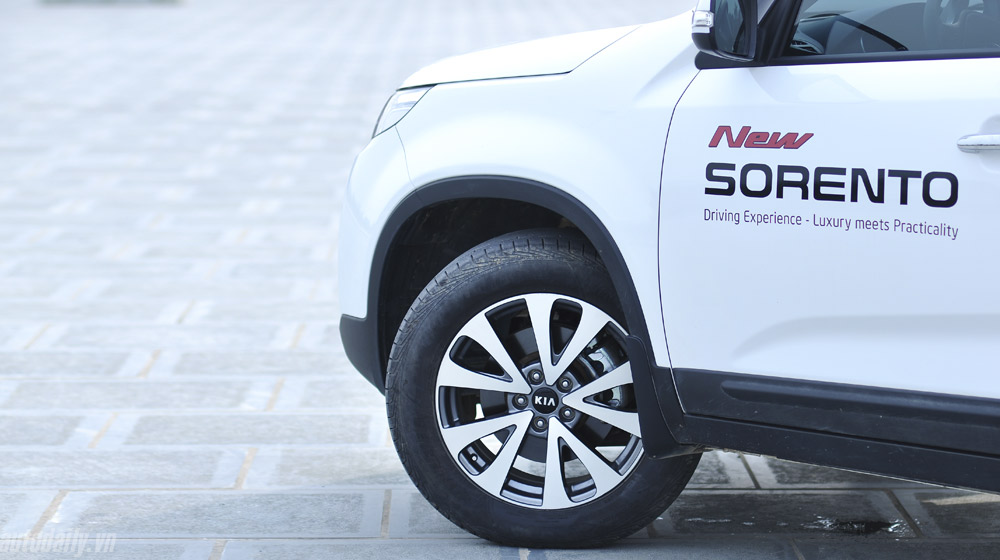 KIA New Sorento – “Yêu” từ lần đầu gặp gỡ Kia-Sorento-2014 (50).jpg