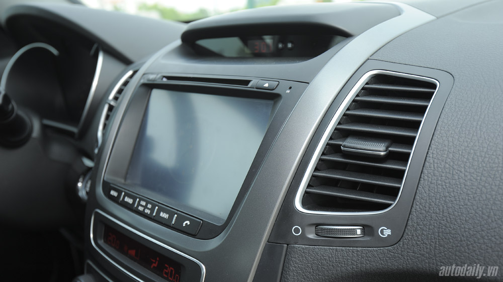 KIA New Sorento – “Yêu” từ lần đầu gặp gỡ Kia-Sorento-2014 (63).jpg